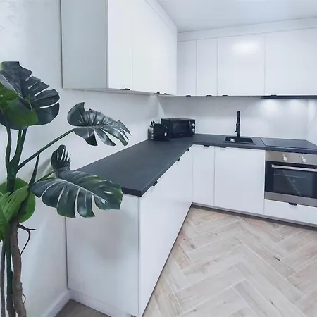 Lejlighed Alfa Doppelzimmer Mit Teekueche Und Terrasse Porsche Bosch L Gemeinschaftsbad Wifi Smarttv L Double With Kitchenette And Terrace L Shared Bathroom Bs21a5